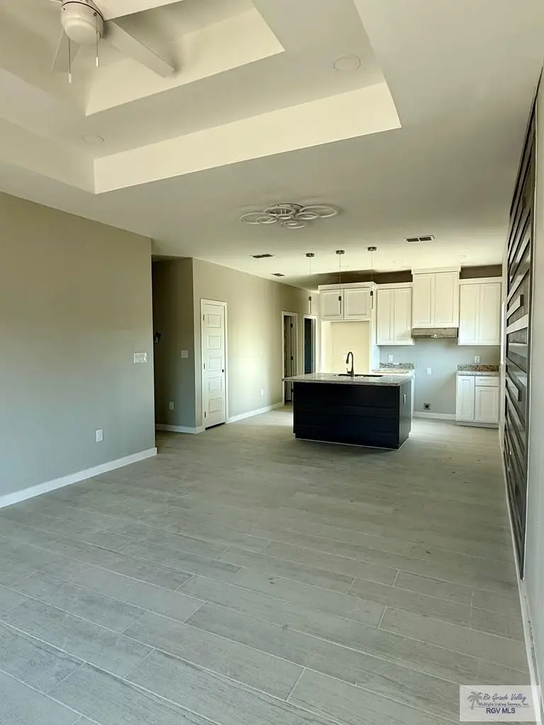 25812 E Circulo Paradise, San Benito, TX 78586 - Image #3