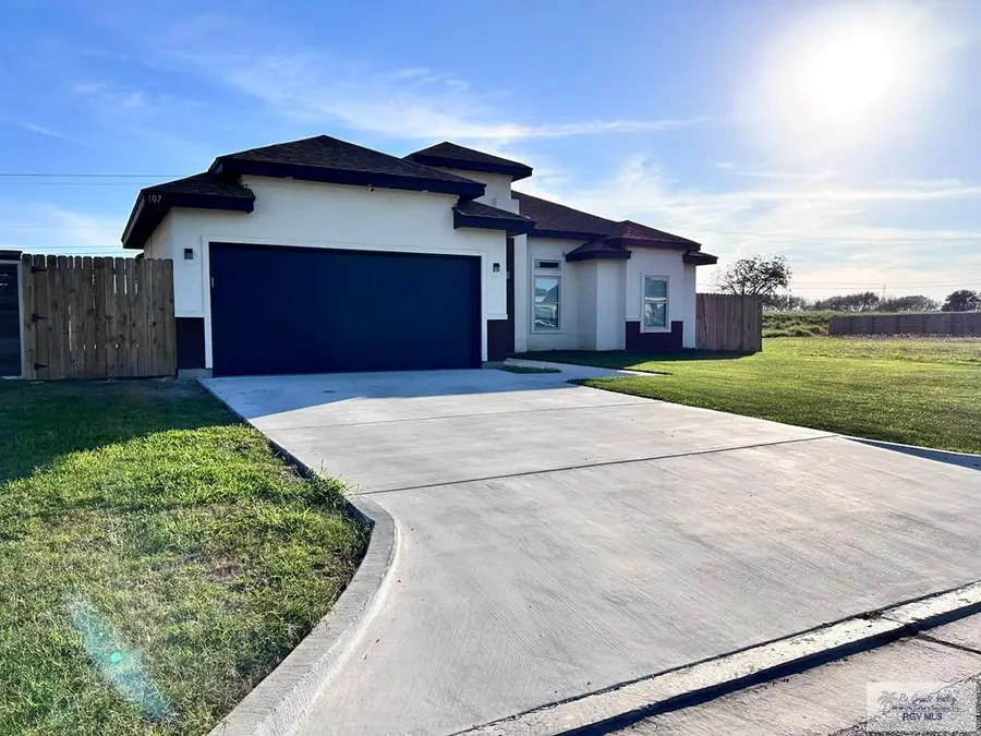 107 S Brooks Circle South, La Feria, TX 78559 - Image #2