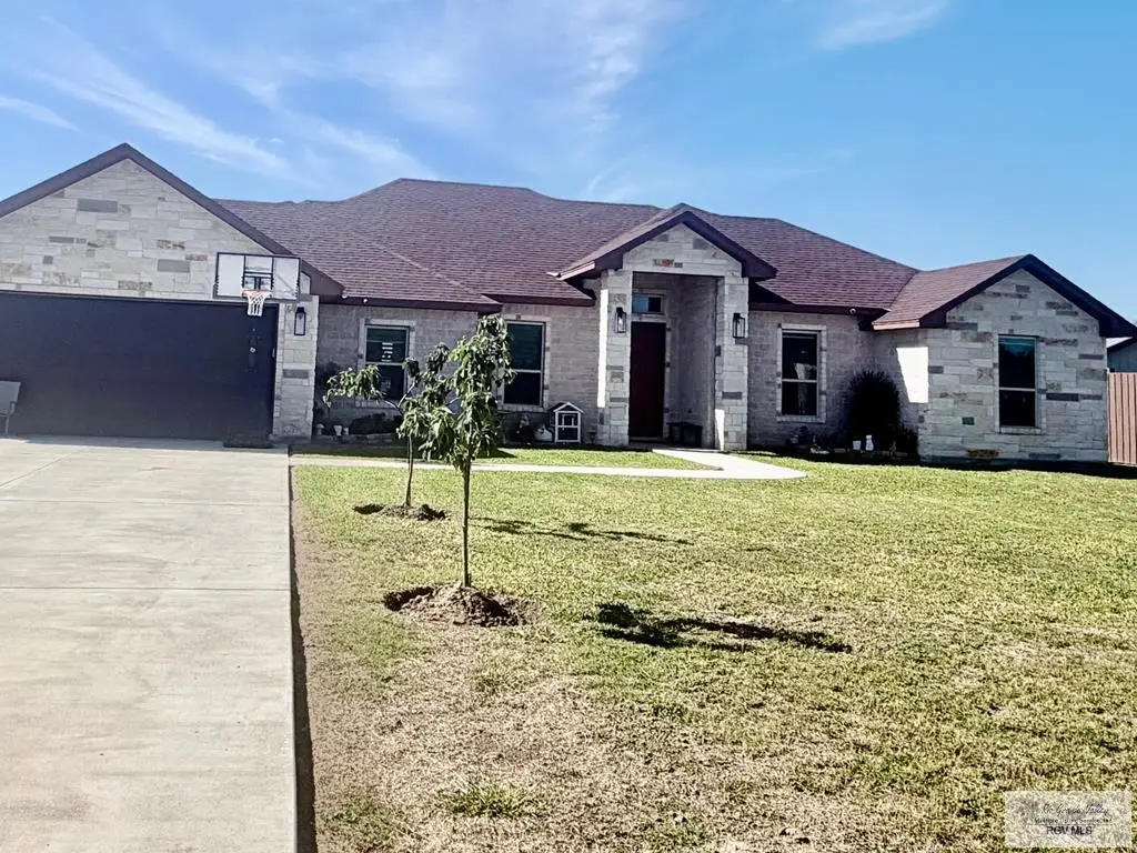 34046 Brooks Ln, San Benito, TX 78586 - Image #1