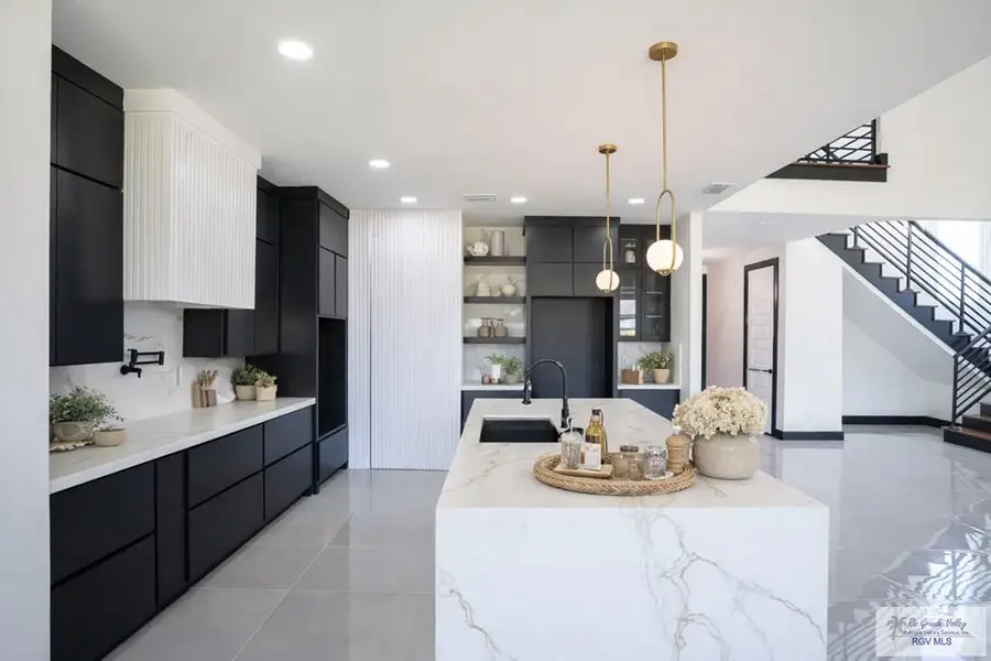 9816 Heights North, Harlingen, TX 78552 - Image #3