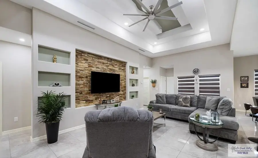 7243 Dominica Dr, Brownsville, TX 78520 - Image #3