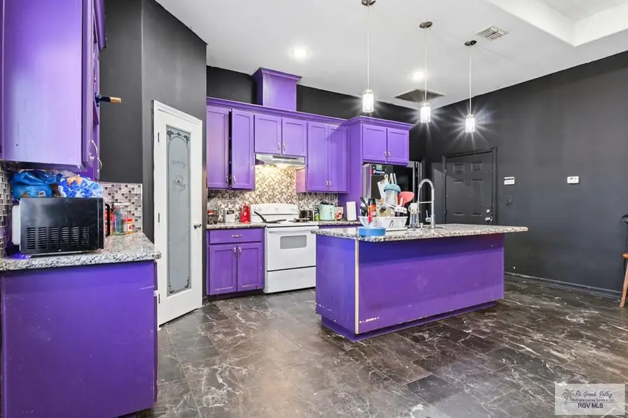 1303 Canary Ln, La Villa, TX 78562 - Image #3