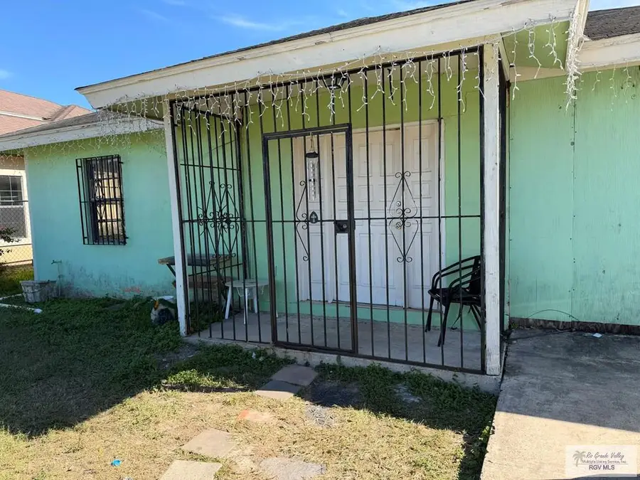 1549 Calle Espacio, Brownsville, TX 78520 - Image #2