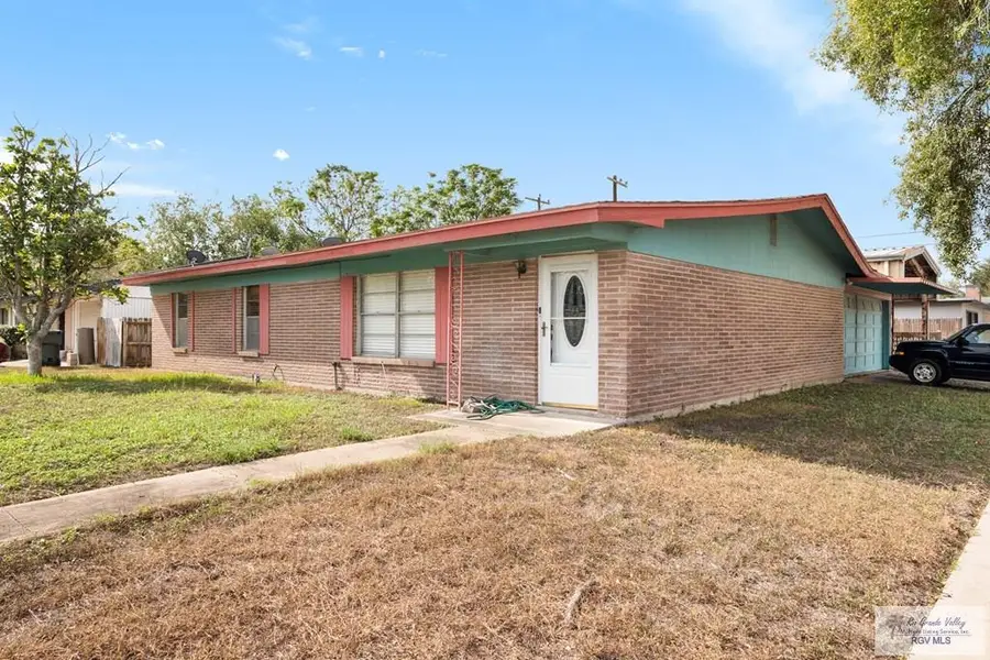 719 W White House Cir, Harlingen, TX 78550 - Image #2