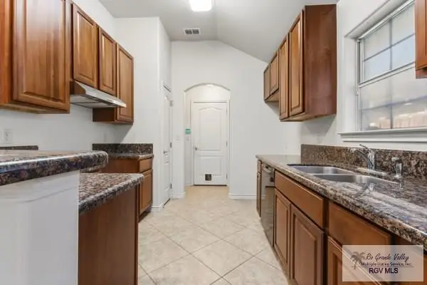2513 Windsor Place, Brownsville, TX 78520 - Image #2
