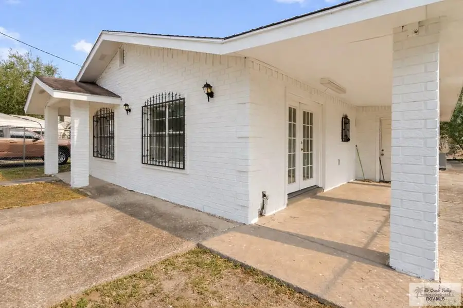 2561 Mamie Dr, Brownsville, TX 78520 - Image #3