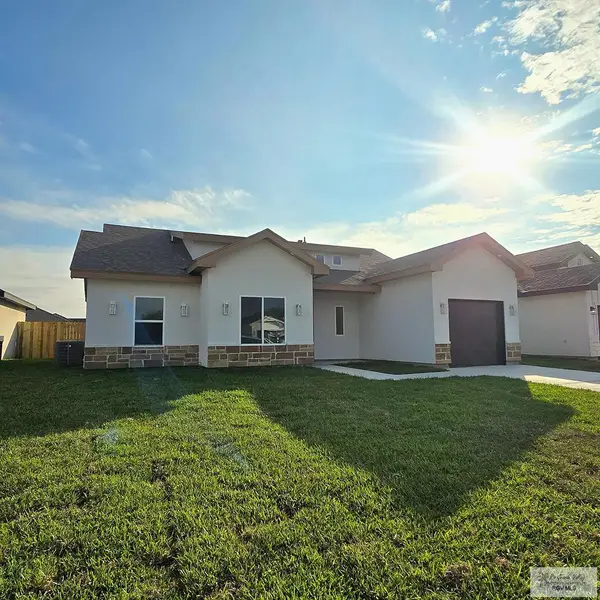 17940 Spruce St, COMBES, TX 78552