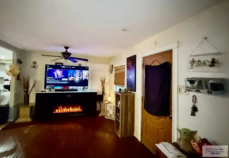 2122 E Van Buren Ave., Harlingen, TX 78550 - Image #2