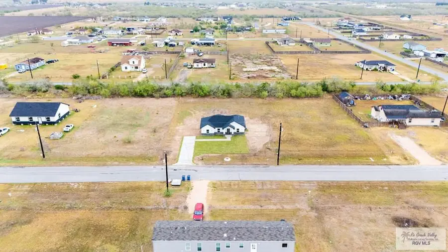 32627 Grecia St, Los Fresnos, TX 78566 - Image #3