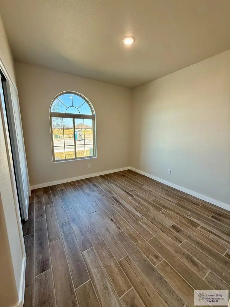 1937 Dean Dr, Harlingen, TX 78550 - #3