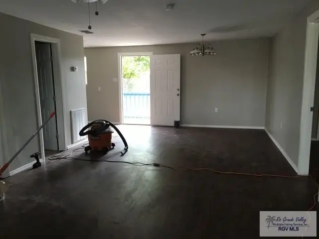 1014 E Filmore St, Brownsville, TX 78520 - Image #2