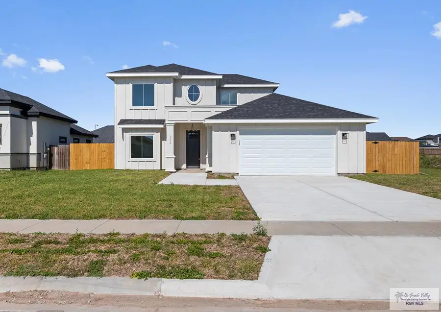 111 Heron Dr, Los Fresnos, TX 78566 - Image #2