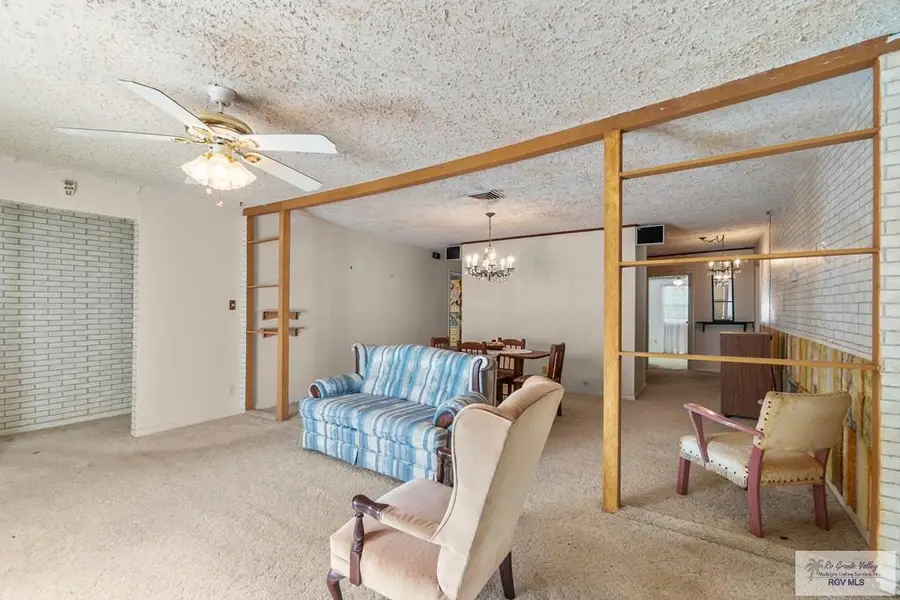 404 S Reynolds Dr, Rio Hondo, TX 78583 - #3