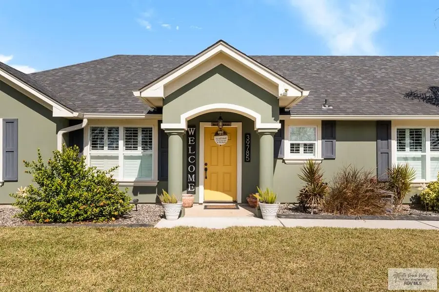 39785 Palm Dr., Bayview, TX 78566 - #2