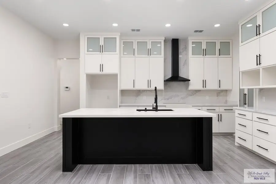 125 Finch Dr, Los Fresnos, TX 78566 - #3