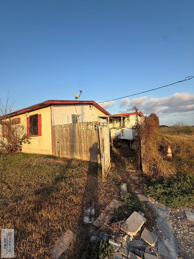 29147 Glenwood Rd., Los Fresnos, TX 78566 - #2