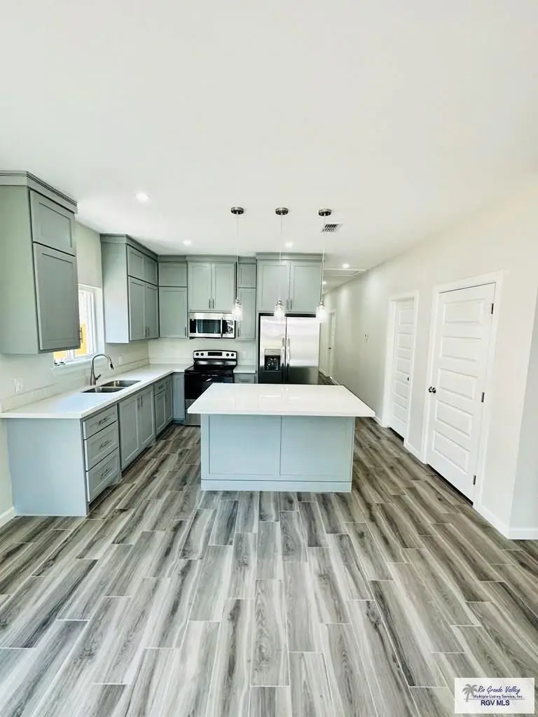 3566 De Los Reyes Dr, Brownsville, TX 78521 - #3