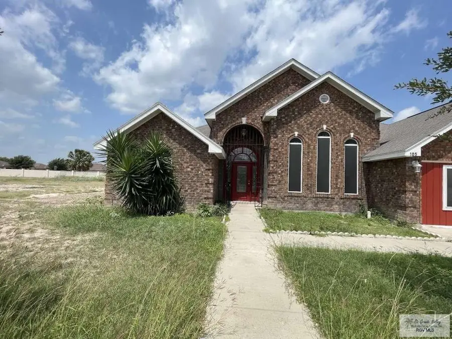 105 Thornwood Dr., Rio Grande City, TX 78582 - #2