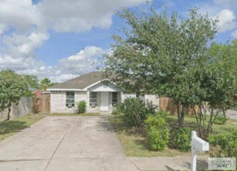 1524 El Astro St., Brownsville, TX 78521 - #2