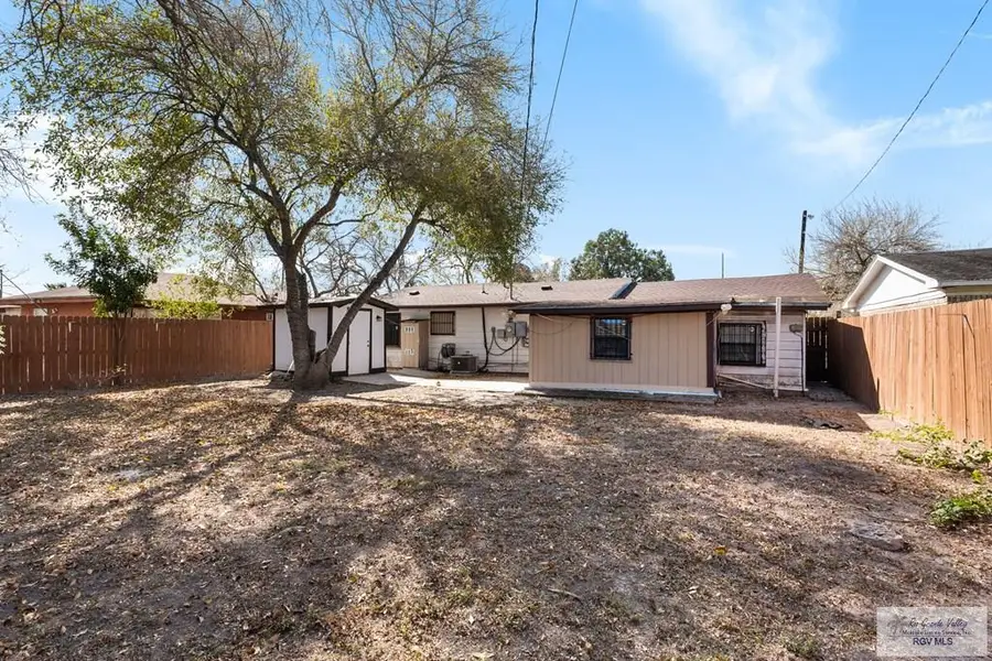 535 Colonial Dr, Brownsville, TX 78520 - #2