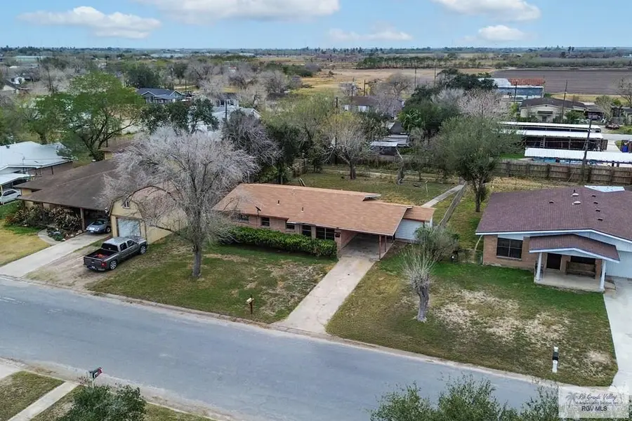 697 W White Ave., Raymondville, TX 78580 - #3