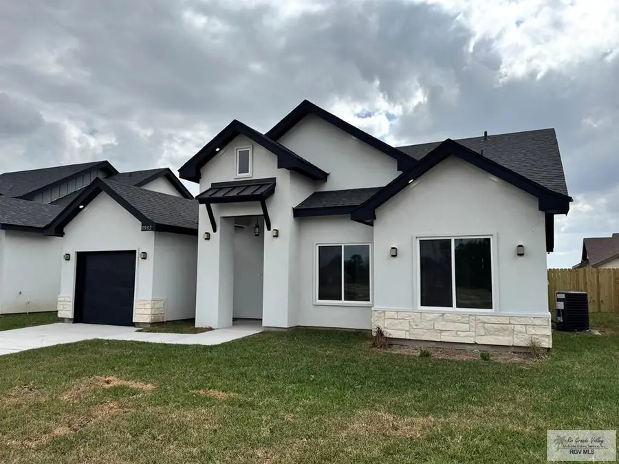 17982 Spruce St, Harlingen, TX 78552 - #3