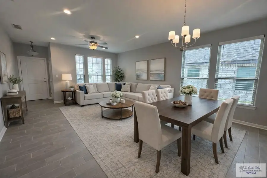 2124 Grove Ln, Brownsville, TX 78526 - #2