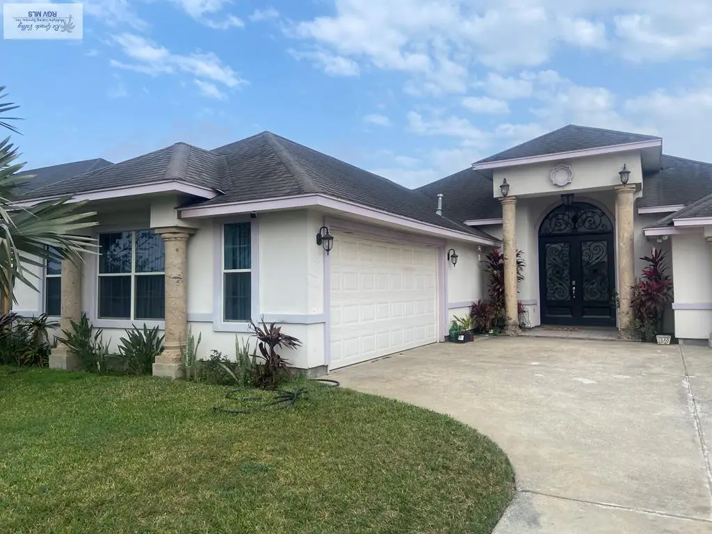 9104 Lake Charles Dr, Los Fresnos, TX 78566 - #1