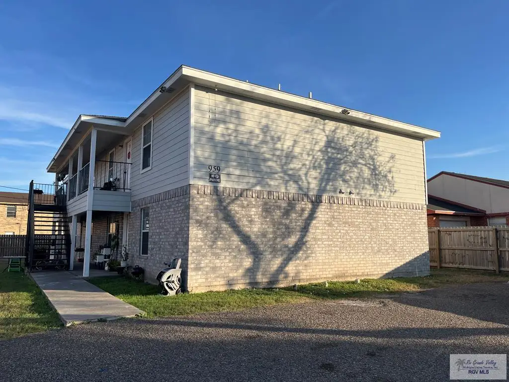 959 Live Oak Cir., Harlingen, TX 78550 - #1