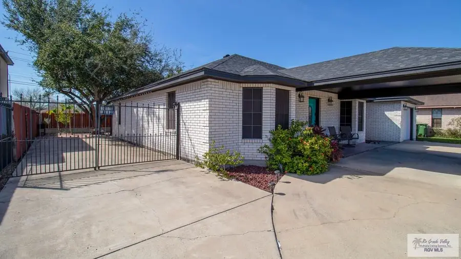 1215 Pinion Dr., Brownsville, TX 78526 - #2
