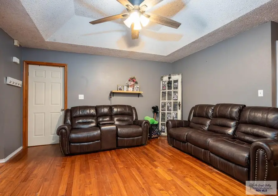 5910 Queen Sago Dr, Harlingen, TX 78550 - #2