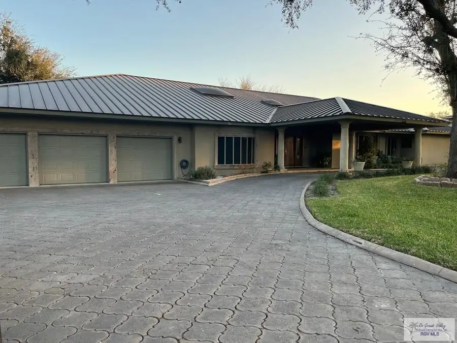 29 Cortez Ave., Rancho Viejo, TX 78575 - #3