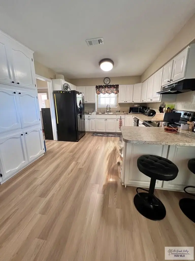 1920 W Wisconsin Ave, Harlingen, TX 78550 - #3