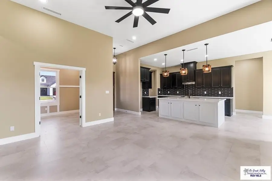 811 17th St., Weslaco, TX 78596 - #3