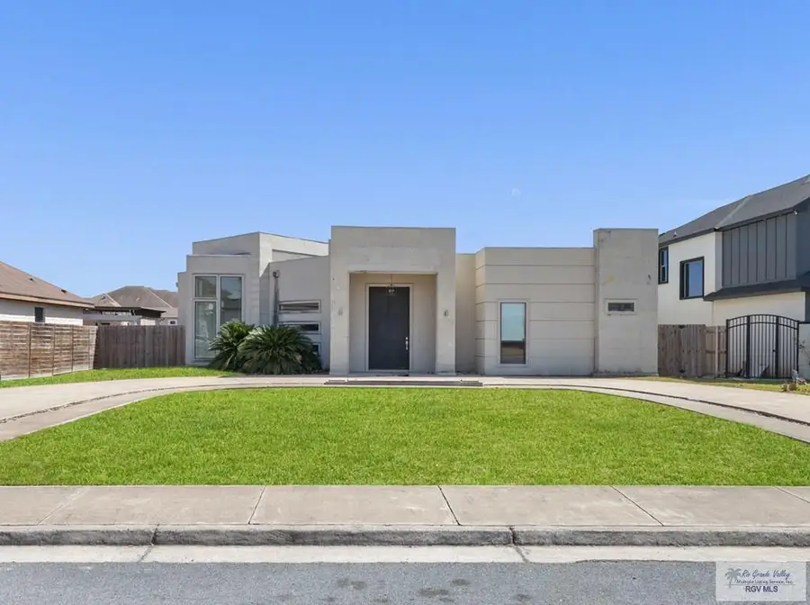 5016 Indian Shore Dr., Brownsville, TX 78526 - #2