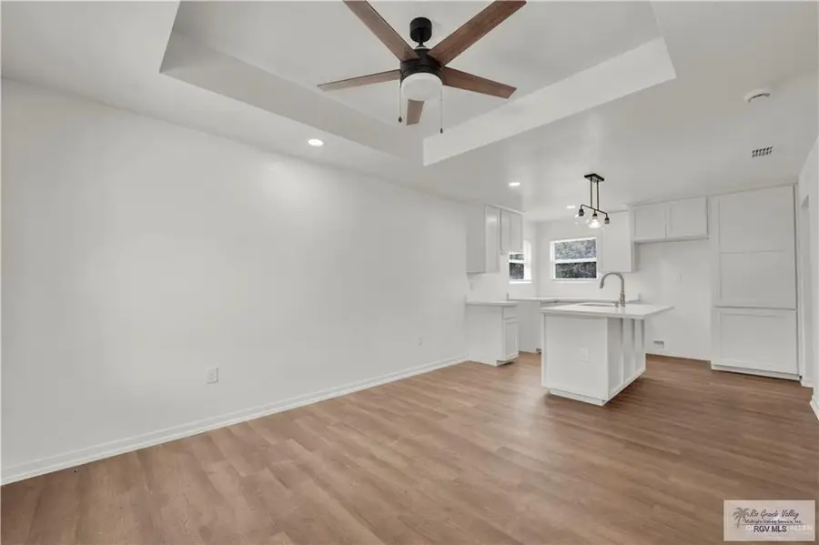 670 W Durham Ave., Raymondville, TX 78580 - #2