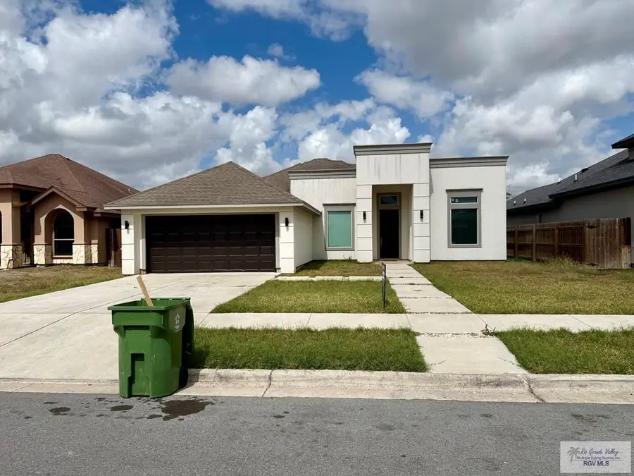 3882 Vivian Dr., Brownsville, TX 78521 - #2