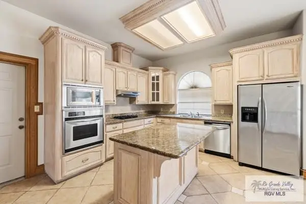 356 Stillwell Bend, Brownsville, TX 78520 - #2