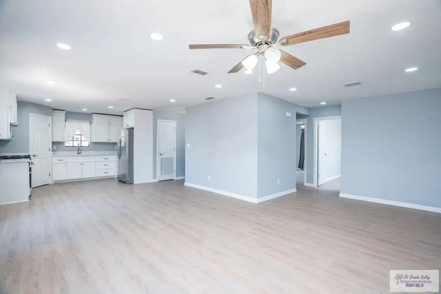 212 North St. #15, Mission, TX 78572 - #3