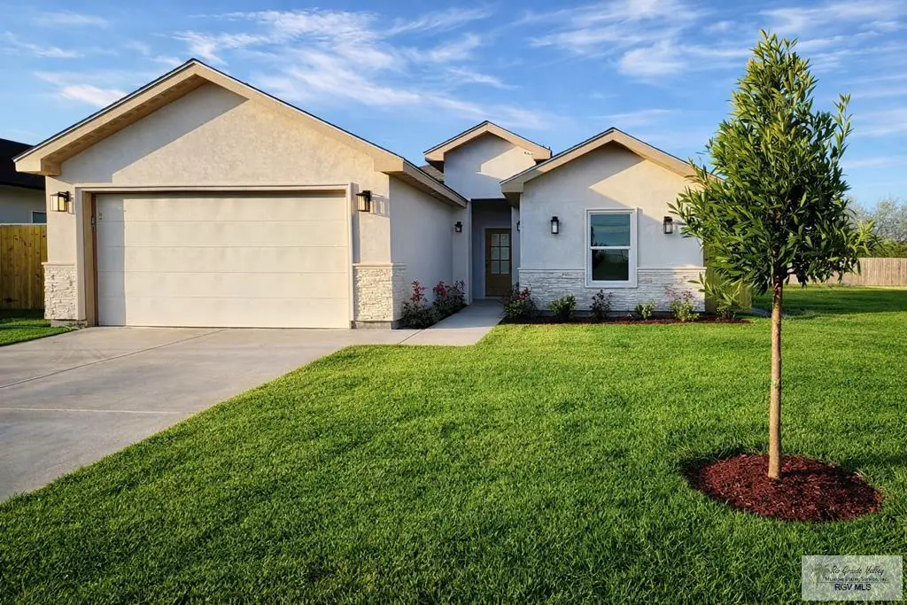 4329 Casamigos St, Combes, TX 78522 - #1