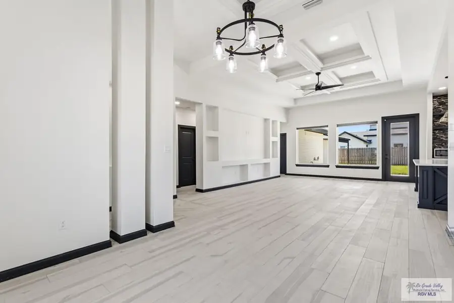 104 Talon Dr, Los Fresnos, TX 78566 - #3