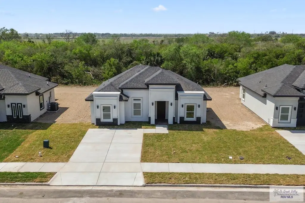 1056 Oro Blanco Ave, Brownsville, TX 78521 - #1