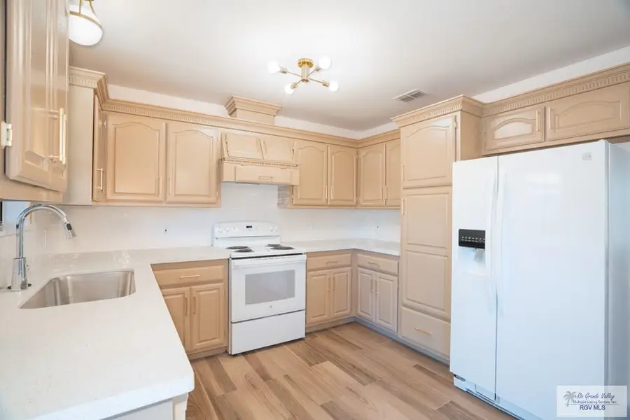 730 E Dove Ave, Harlingen, TX 78550 - #3