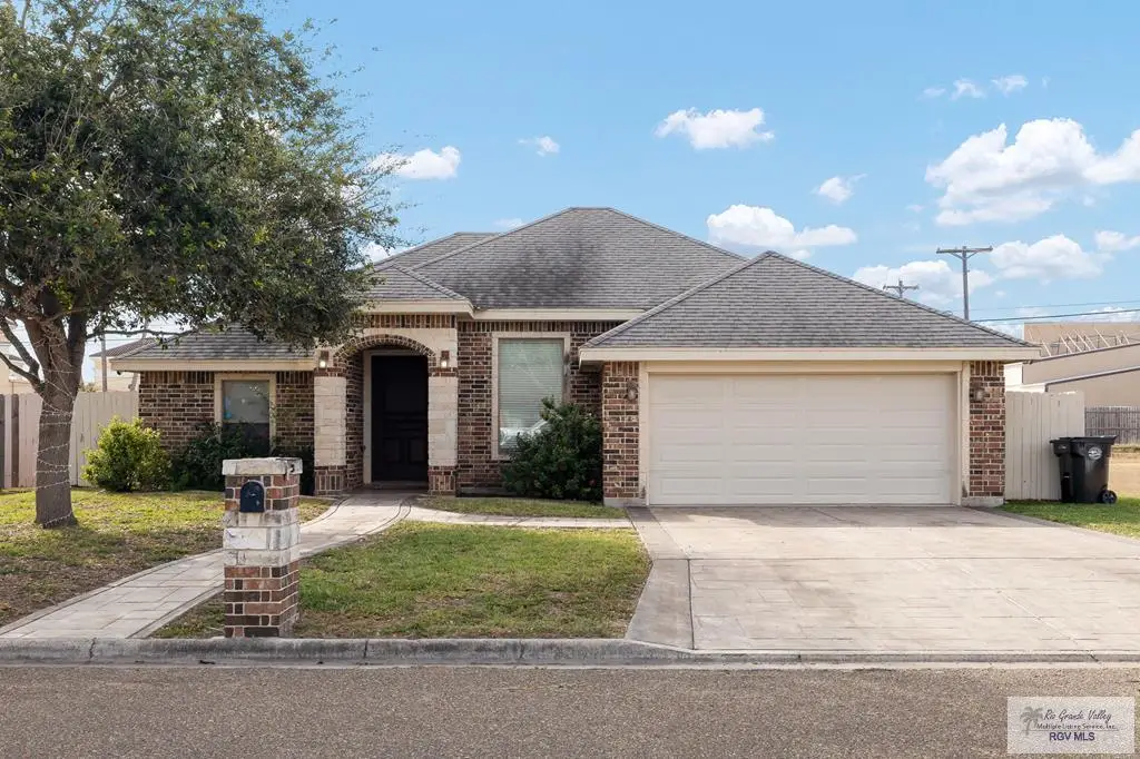 719 W Paisano Ln, Weslaco, TX 78599 - #1