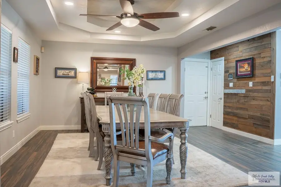 153 S Lakeview St, San Benito, TX 78586 - #3