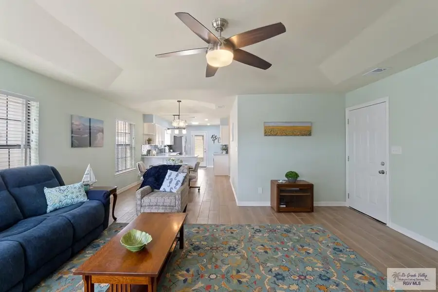 4345 Kansas St., Combes, TX 78535 - #3