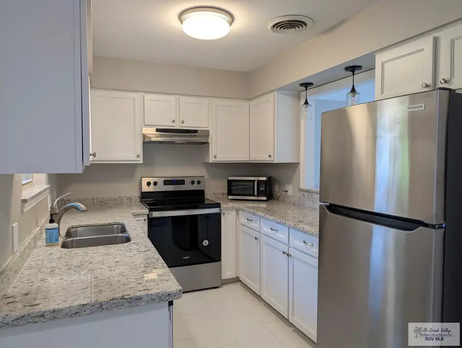 1717 Palm Valley Dr W, Palm Valley, TX 78552 - #3