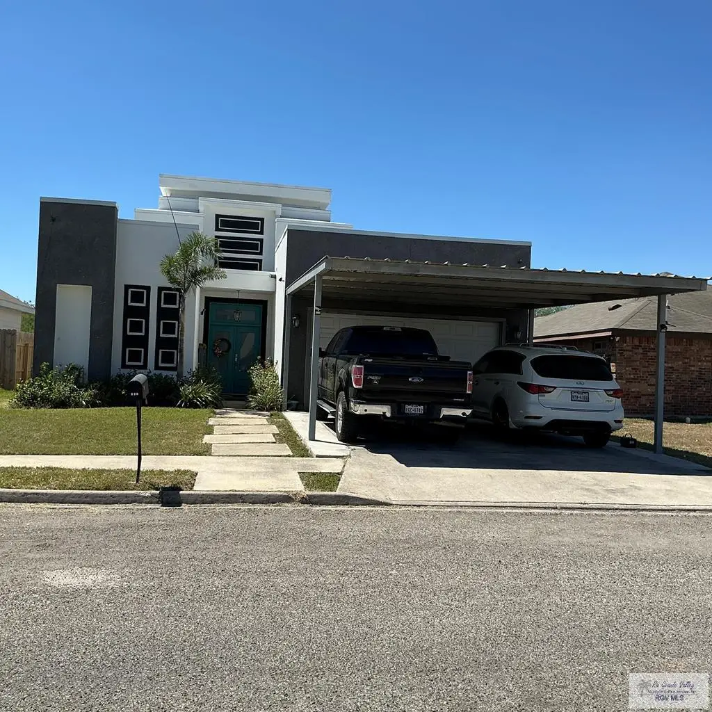 717 Alexandria Ave., Mercedes, TX 78570 - #1