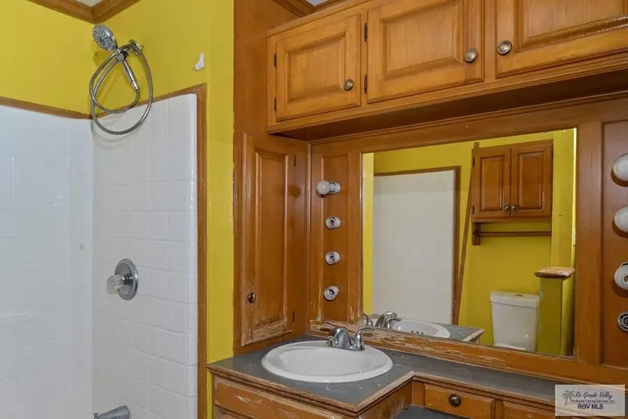 1244 Delpha Dr., Brownsville, TX 78521 - #2