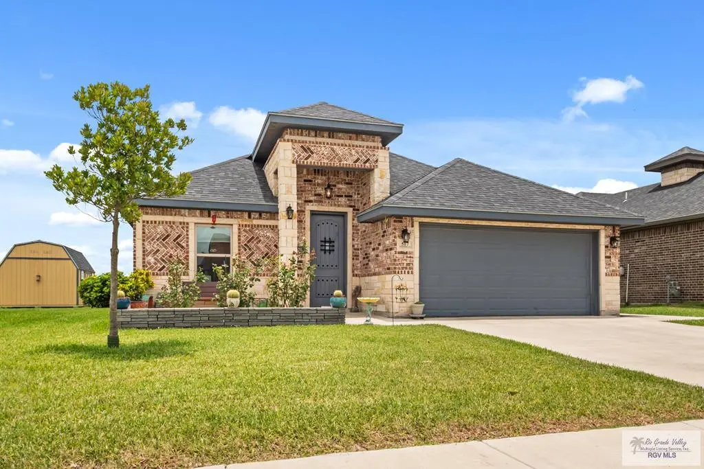 517 Independence Ave, San Benito, TX 78586 - #1